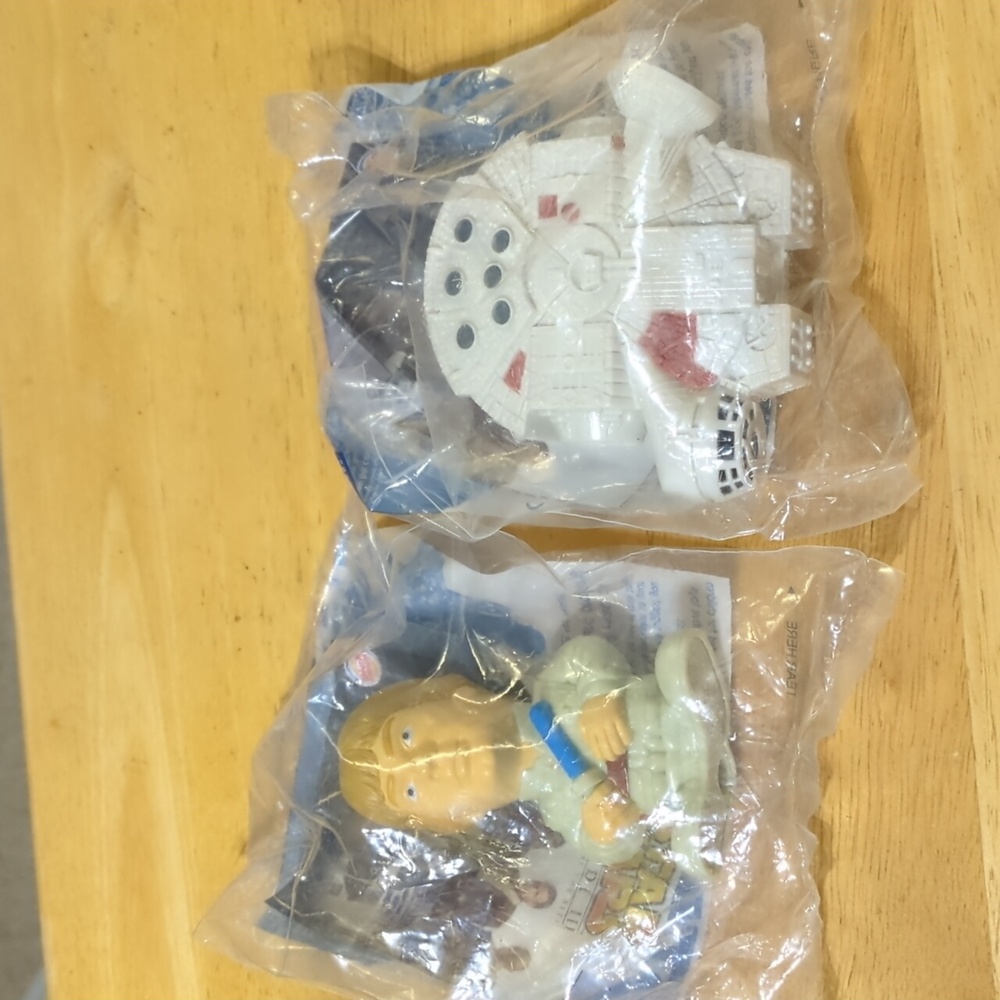 Burger King Star Wars Episode III toys - Picture 1 of 2